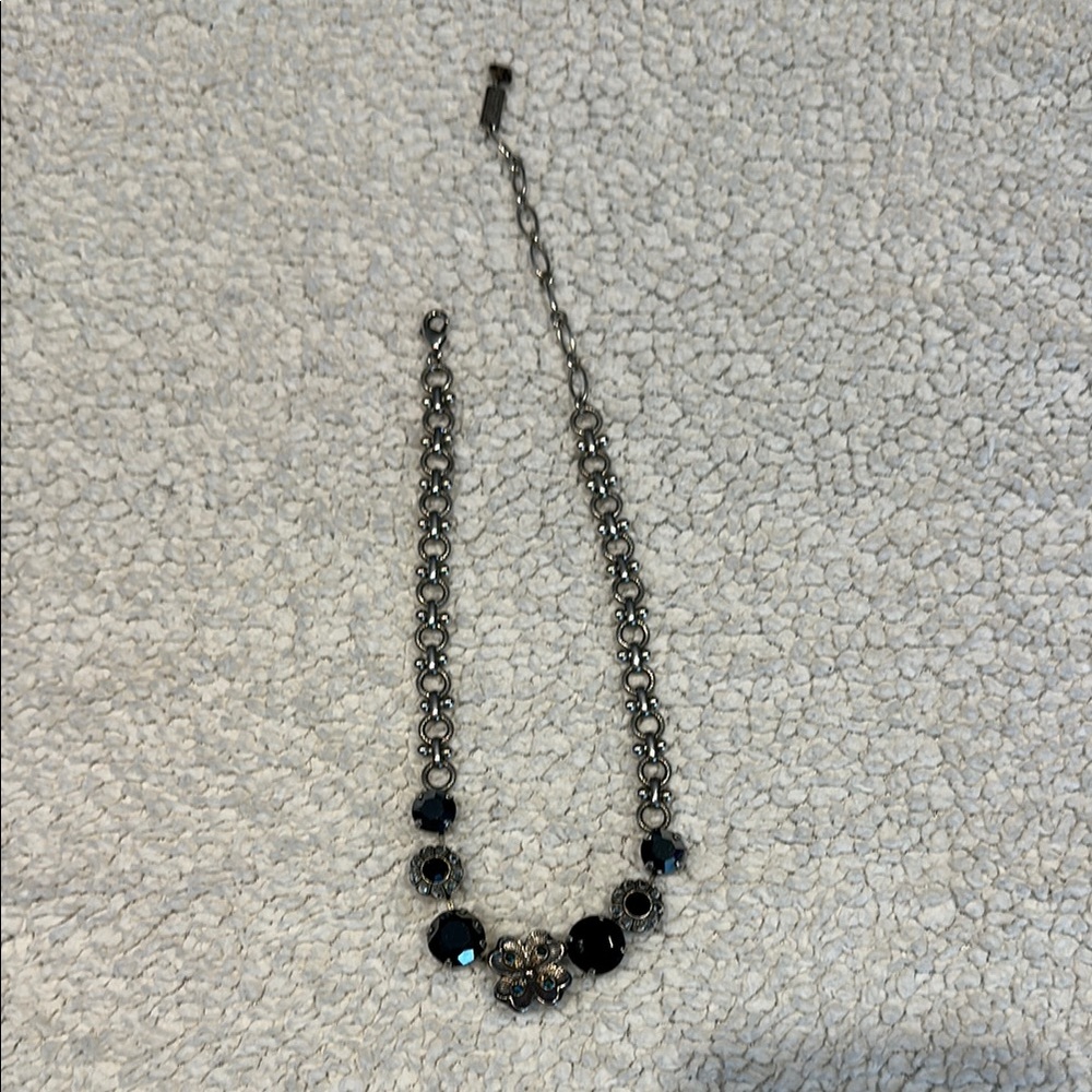 Mariana Elegant Silver and Black Necklace